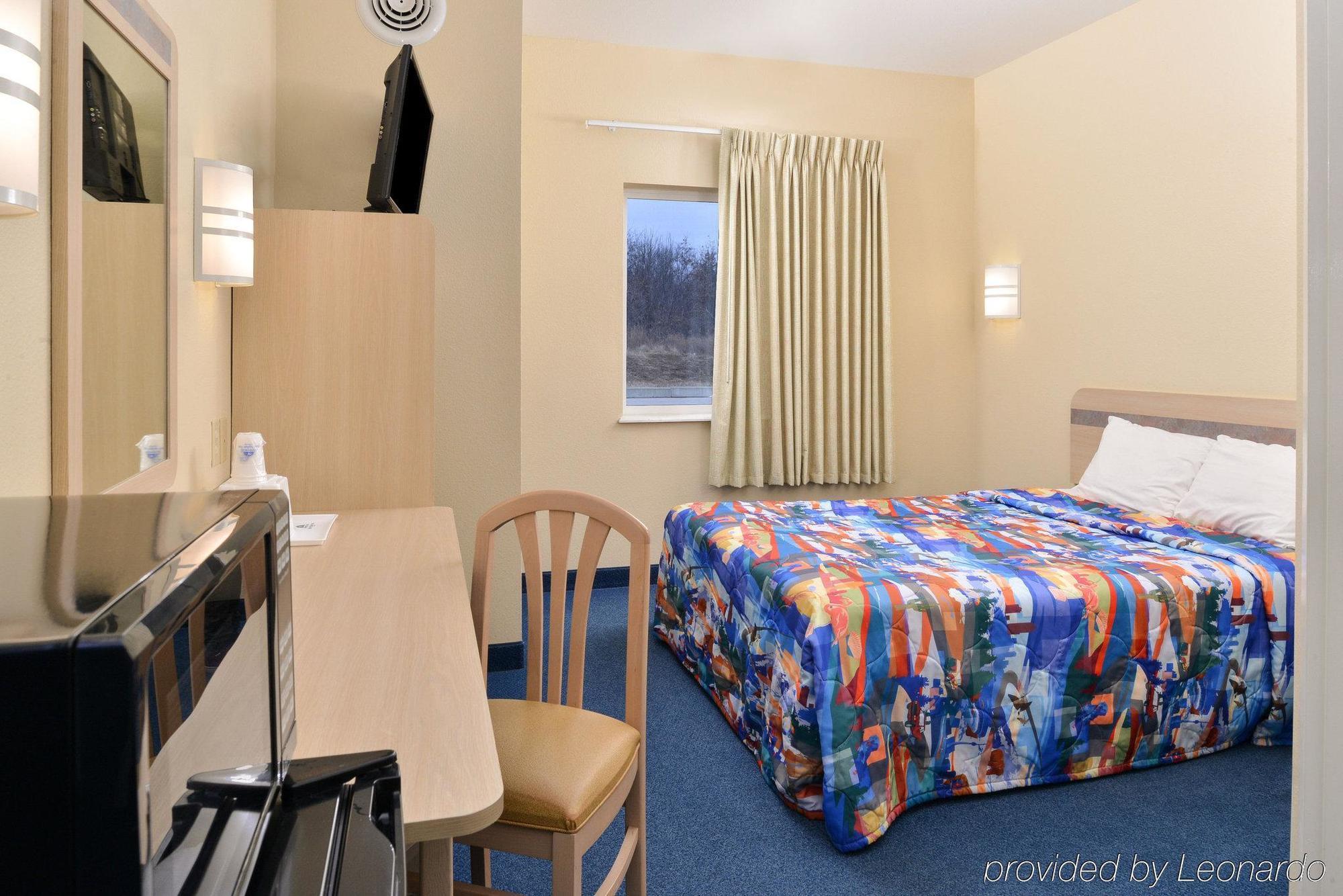 Hotel Baymont By Wyndham Kingdom 2*