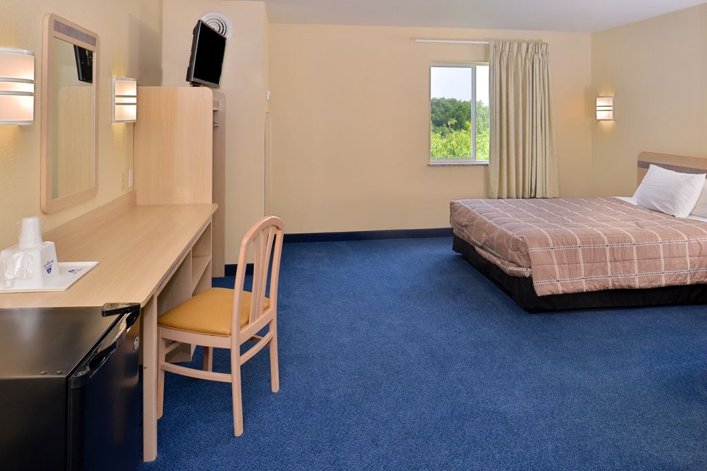 Hotel Baymont By Wyndham Kingdom